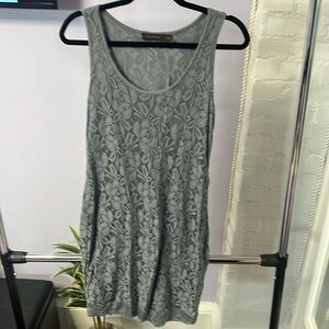 The Limeted blue/gray lace dress